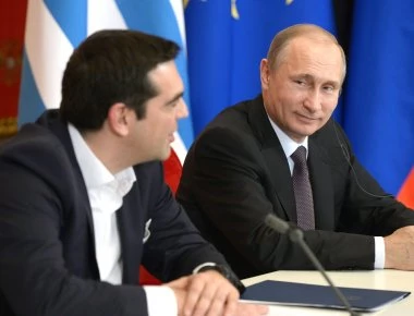 Κάτι «παίζει»: Ο Βλ. Πούτιν είπε στον Αλ. Τσίπρα «έλα στην Ρωσία τώρα»